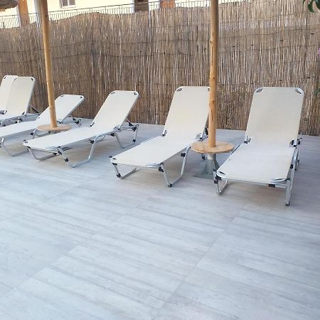 Ψιλή Άμμος Hotel Tolón Exterior foto