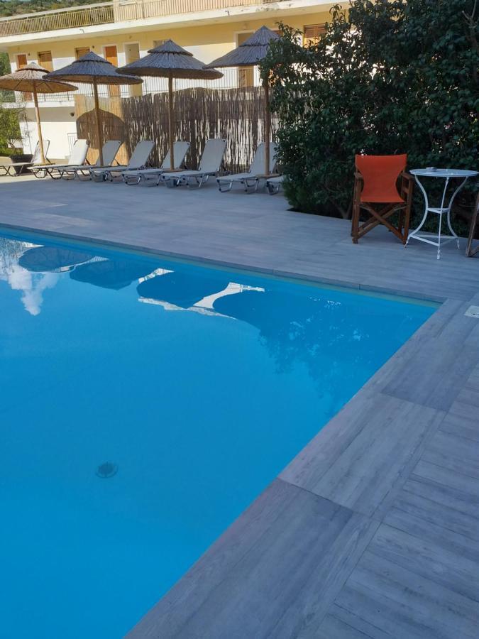 Ψιλή Άμμος Hotel Tolón Exterior foto