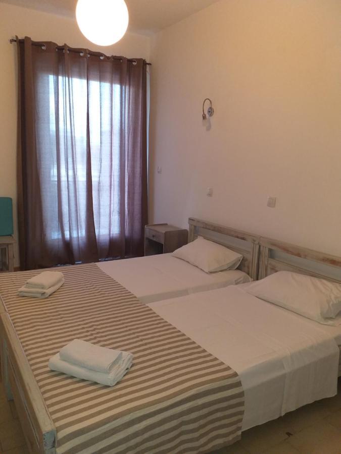 Ψιλή Άμμος Hotel Tolón Exterior foto