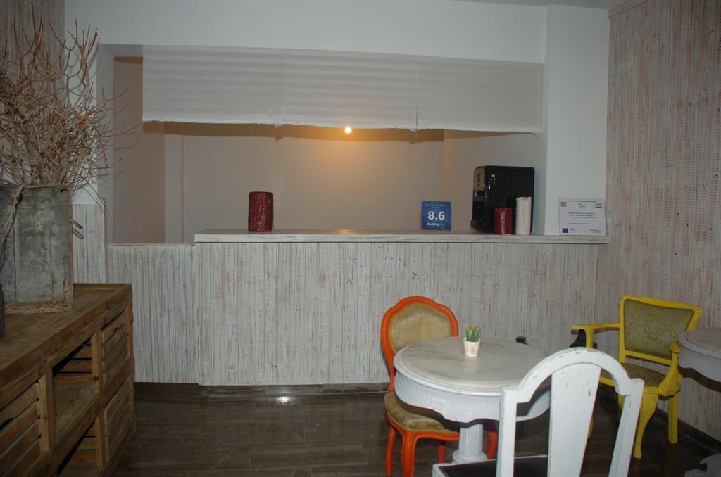 Ψιλή Άμμος Hotel Tolón Exterior foto