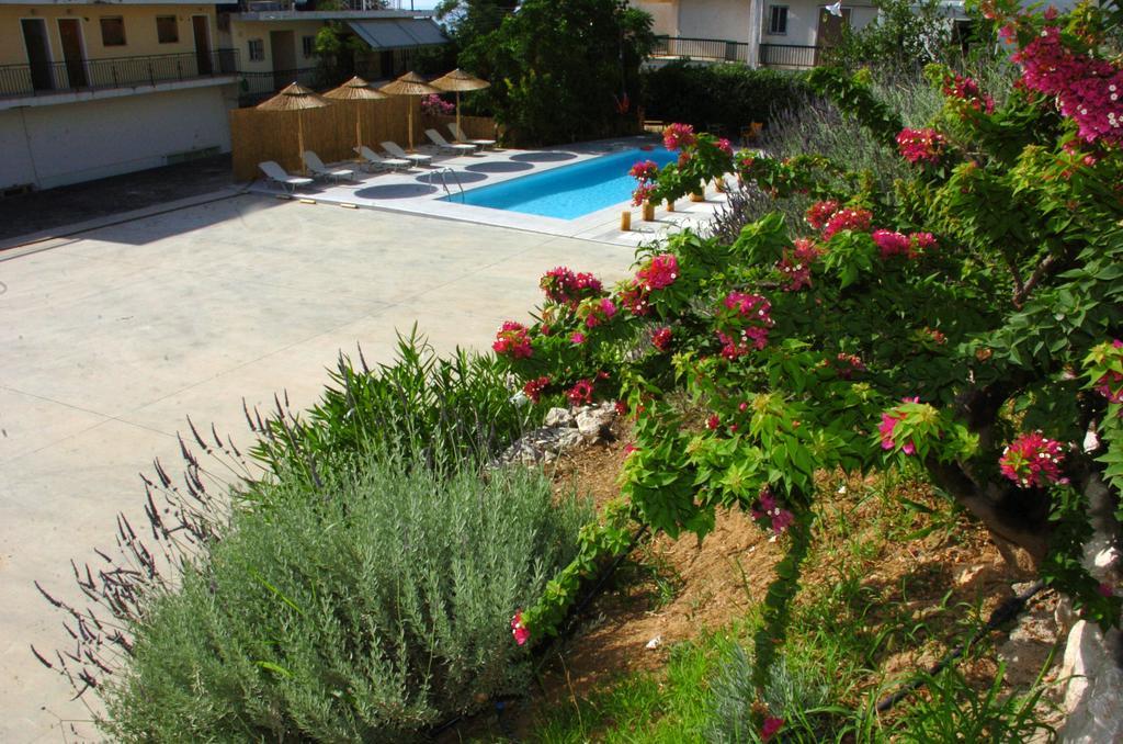 Ψιλή Άμμος Hotel Tolón Exterior foto