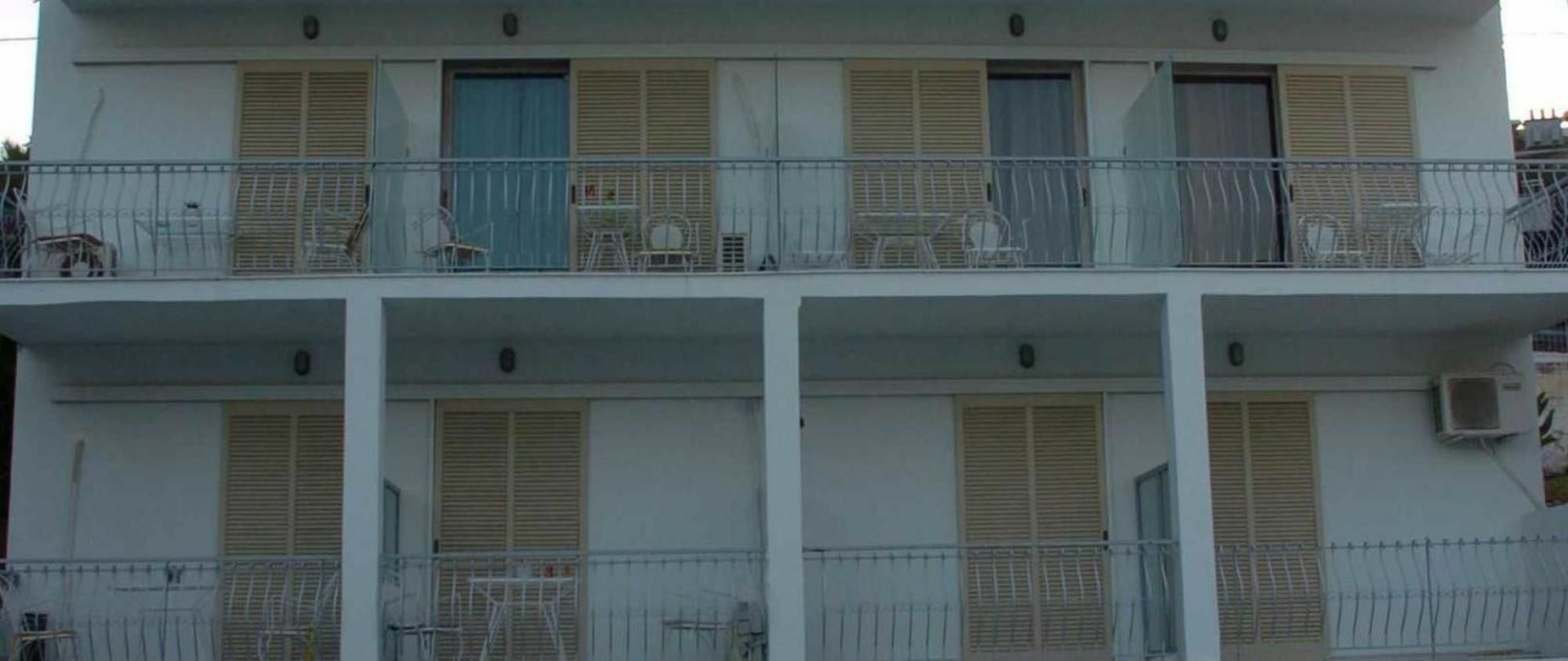 Ψιλή Άμμος Hotel Tolón Exterior foto